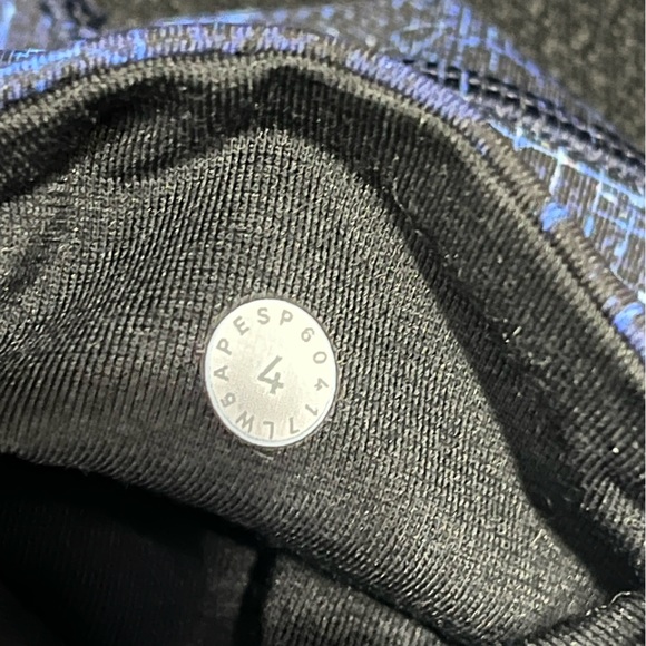 Lululemon size 4 - Picture 4 of 5